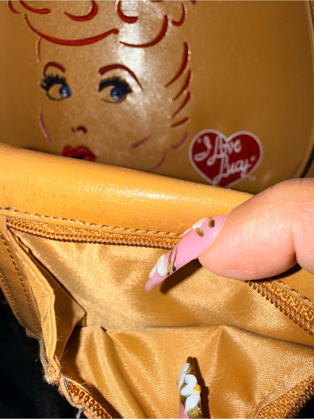 I Love Lucy Tan Leather Shoulder Bag with Matching Wallet - Picture 10 of 12
